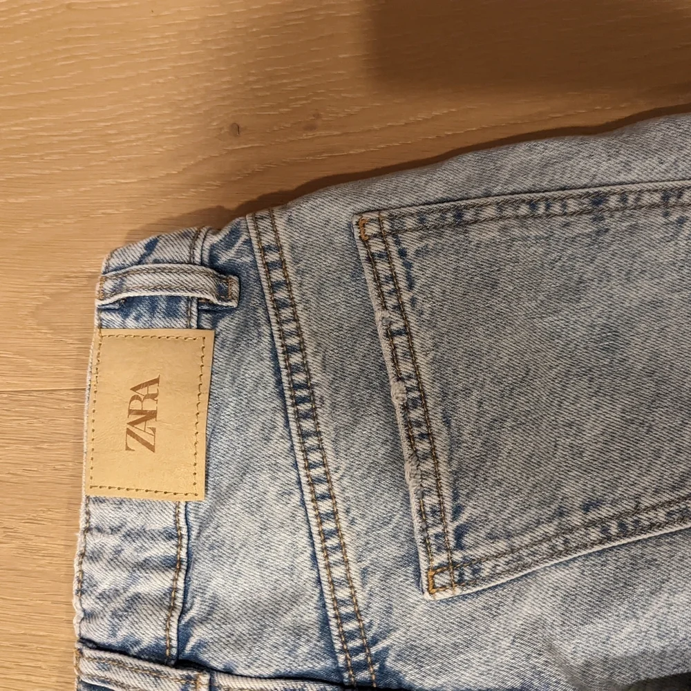 Zara chic light